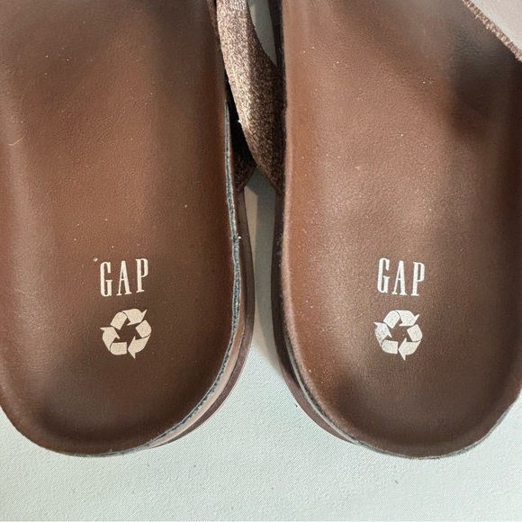 GAP Sz 9 Slides Flip Flop Style Vegan Leather Comfort Insole - Picture 3 of 9